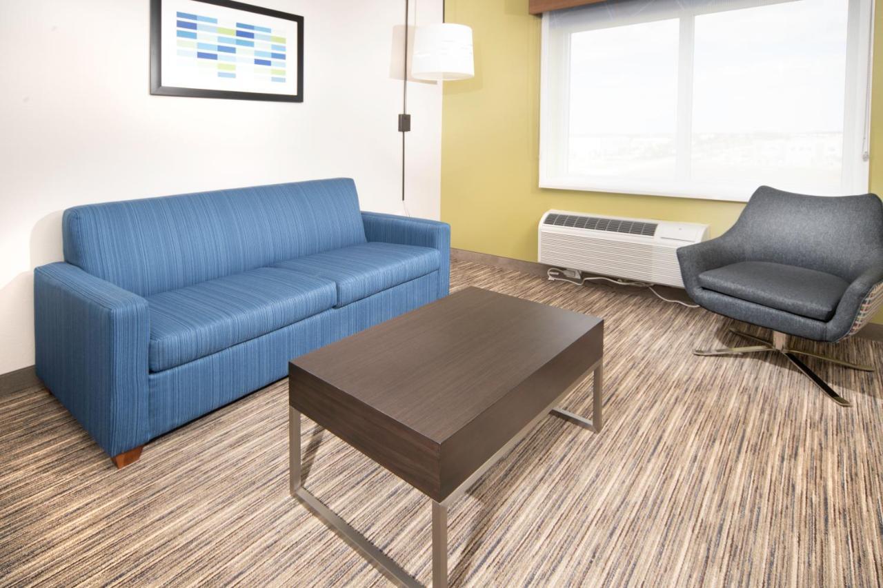 Holiday Inn Express & Suites - Fort Myers Airport By Ihg Ngoại thất bức ảnh