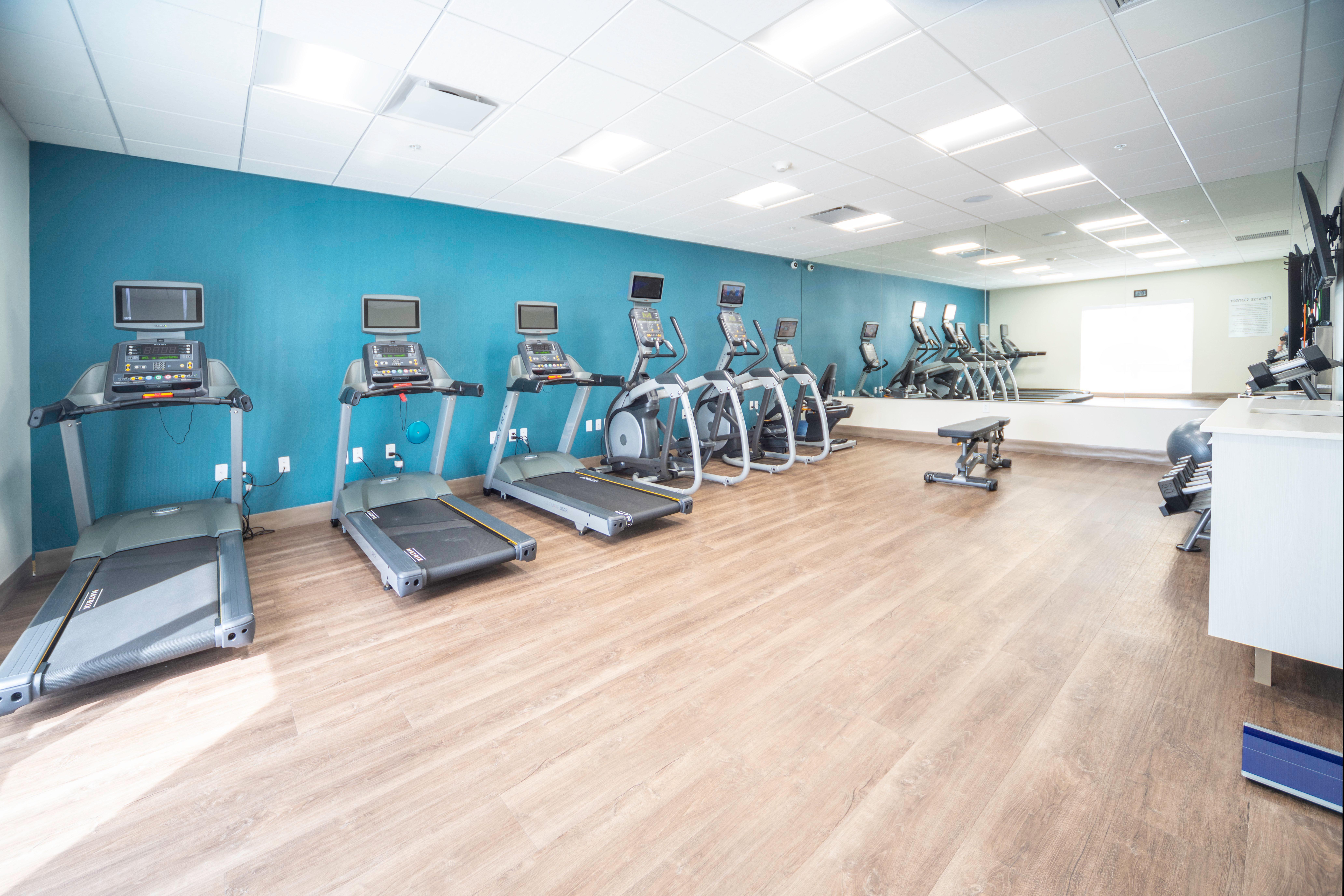 Holiday Inn Express & Suites - Fort Myers Airport By Ihg Ngoại thất bức ảnh