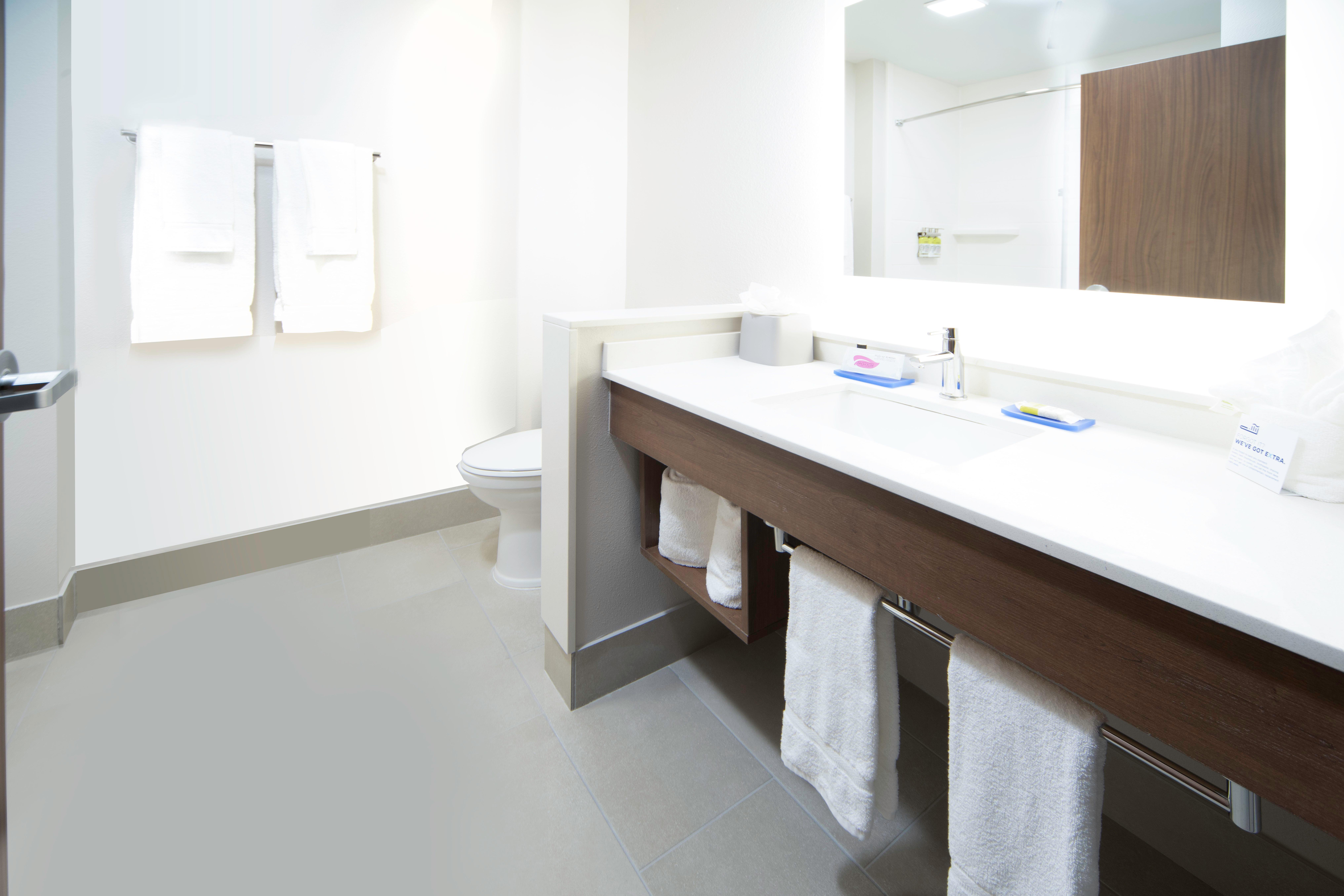 Holiday Inn Express & Suites - Fort Myers Airport By Ihg Ngoại thất bức ảnh