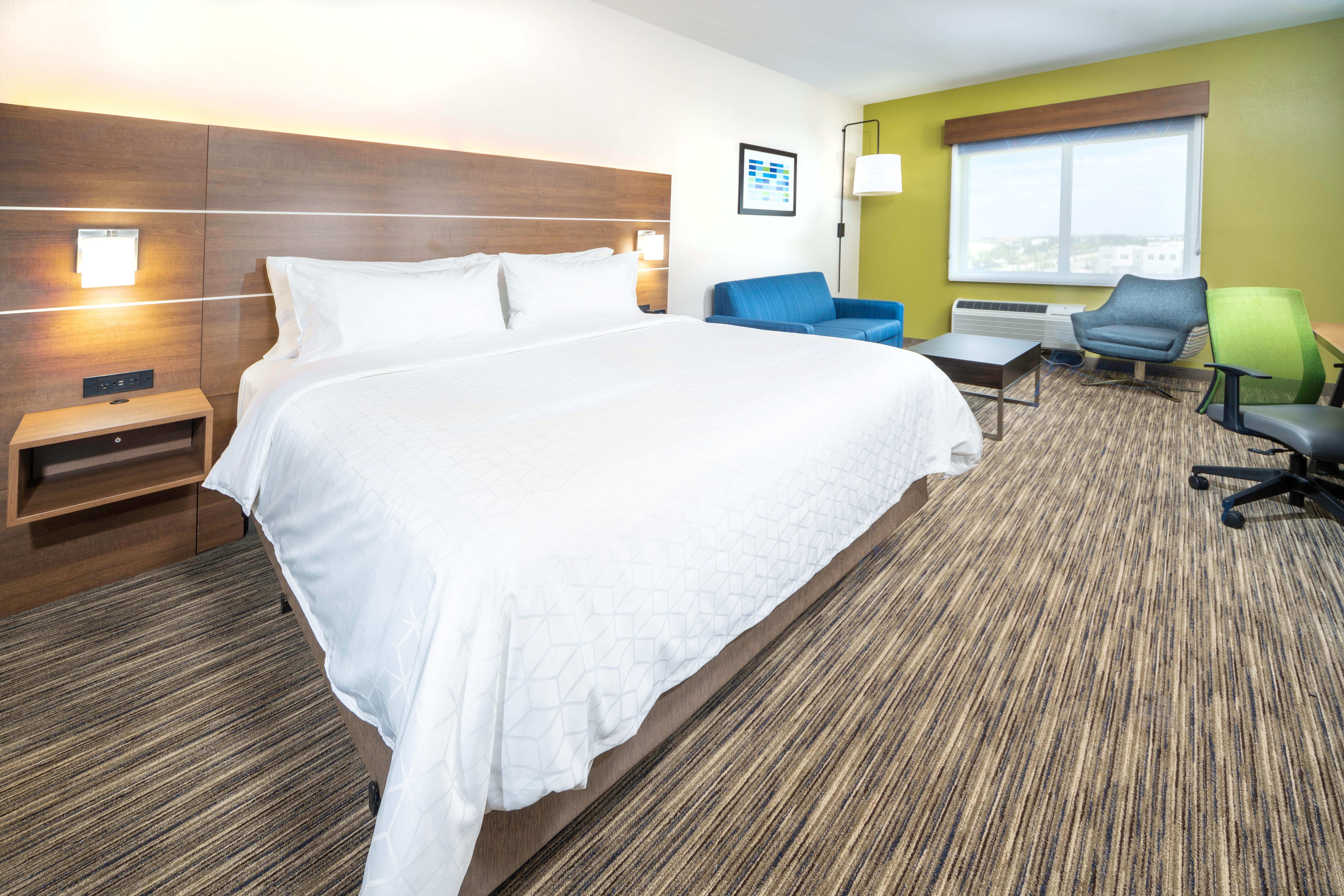 Holiday Inn Express & Suites - Fort Myers Airport By Ihg Ngoại thất bức ảnh