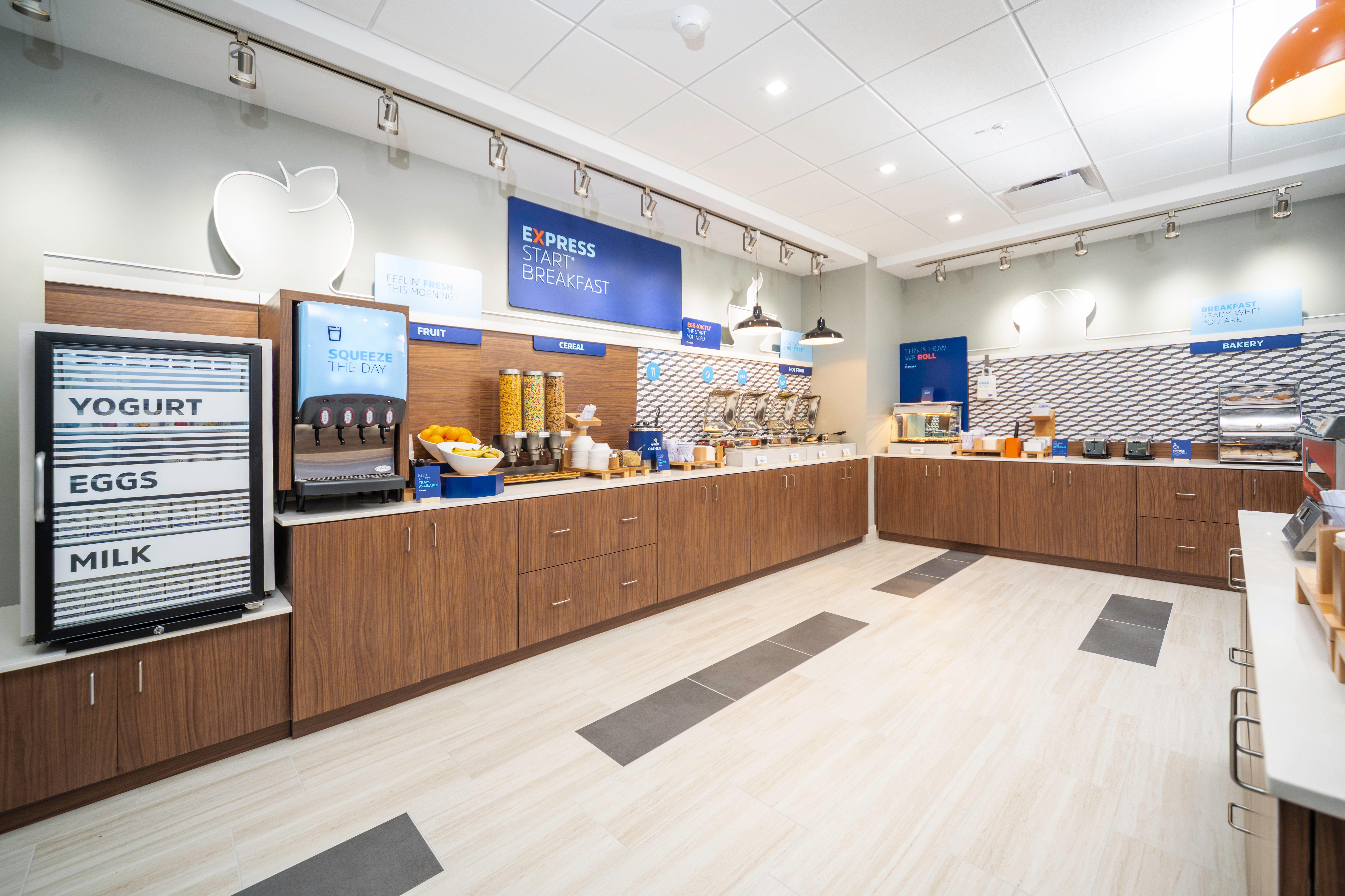 Holiday Inn Express & Suites - Fort Myers Airport By Ihg Ngoại thất bức ảnh