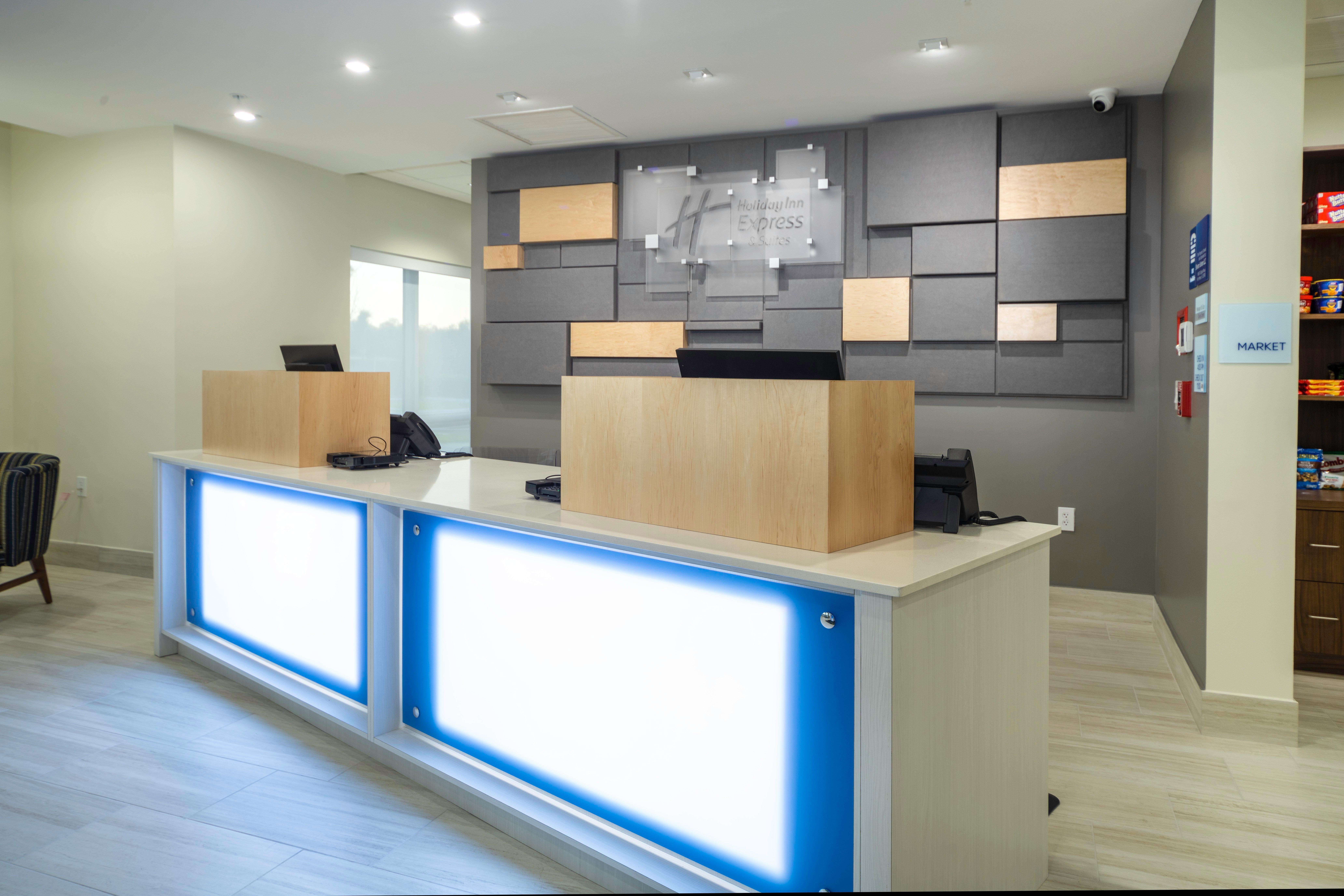 Holiday Inn Express & Suites - Fort Myers Airport By Ihg Ngoại thất bức ảnh